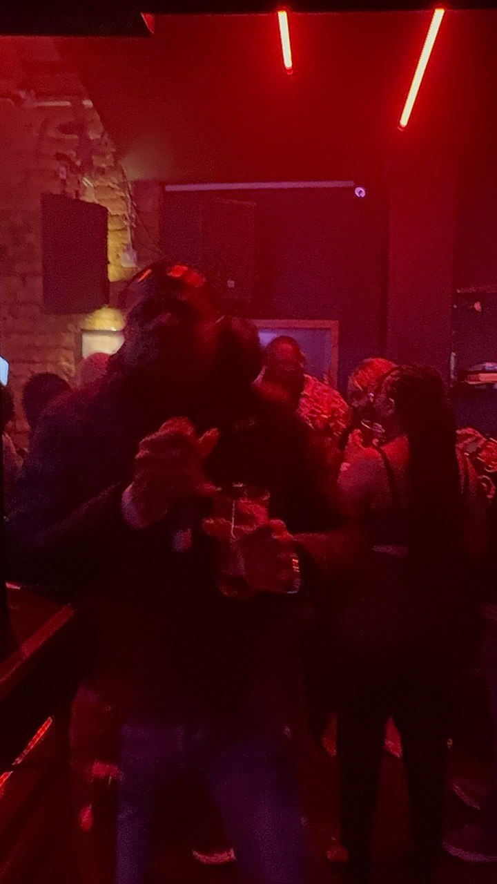 Behind the Scenes — Setup & Soundcheck